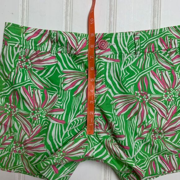 Lilly Pulitzer 6 Callahan Shorts Walsh Green Bean Pink Floral Print Preppy Chino - Picture 6 of 8